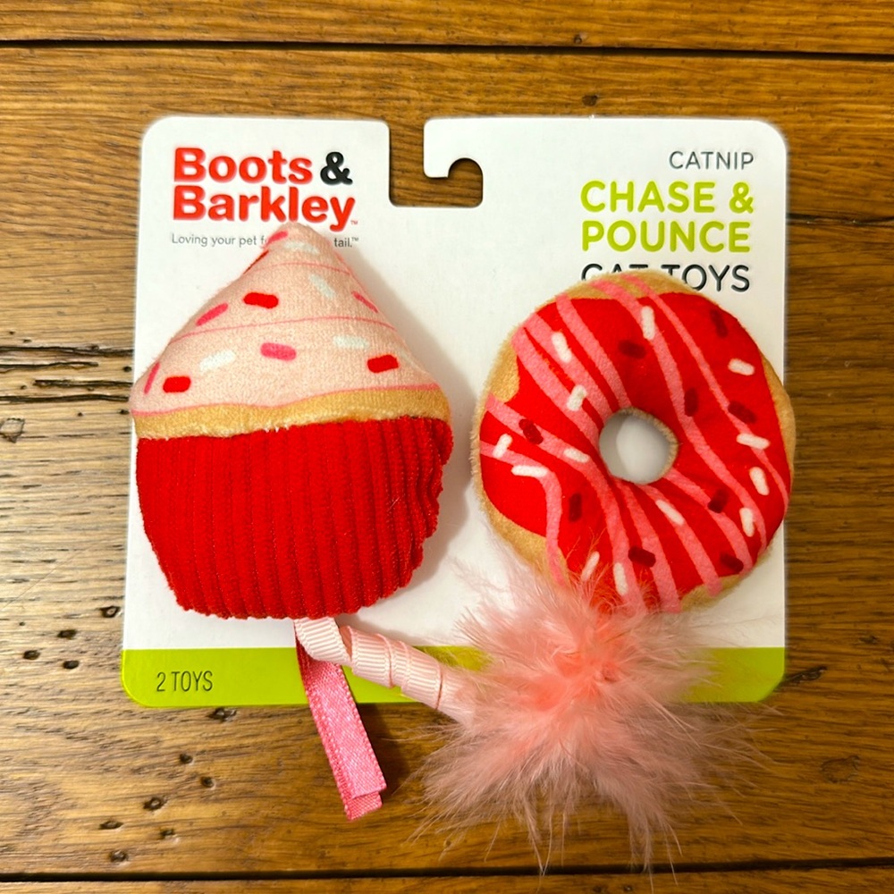 Boots & Barkley Red and Pink Cat Toys - Valentines Day